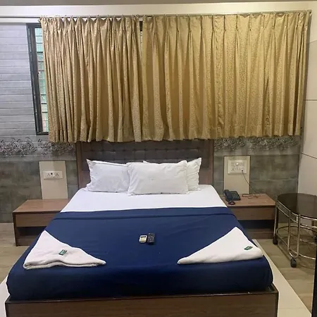 Royal Residency - Chembur Hotel 2*