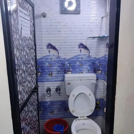 Perfect Dormitory * Mumbai