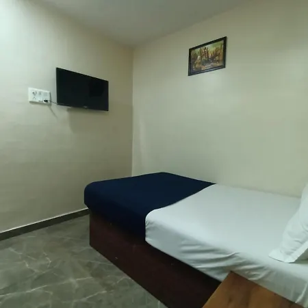 Hotel Safalta Residency, Chembur