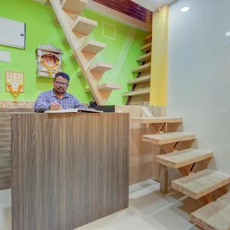 Hotel Safalta Residency, Chembur