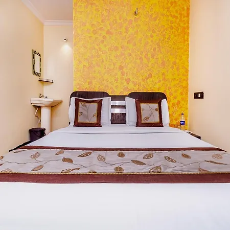 Felix Residency - Near Airport Road 3*