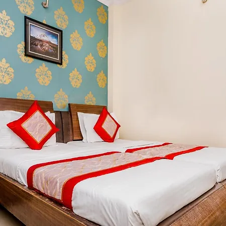 Felix Residency - Near Airport Road Hotel 3*