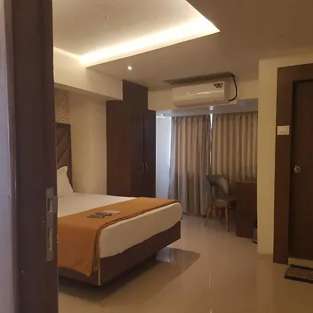 Godavari Hotel 3*