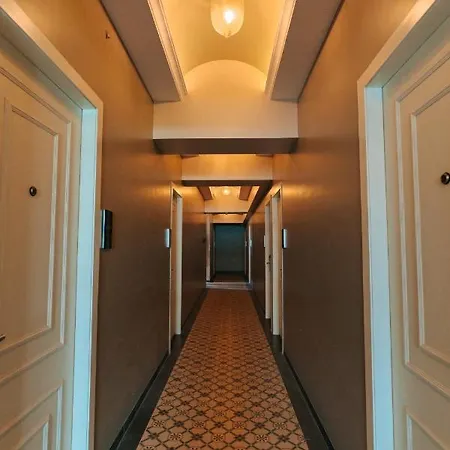 Hotel Arnna-Nesco Goregaon