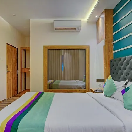 Treebo Andheri East Hotel
