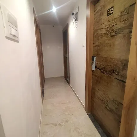 Kishan Lodging & Boarding 3* Mumbai