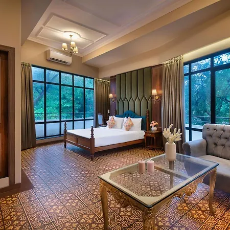 Arnna-Nesco Goregaon 4*
