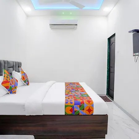 Hotel Fabexpress Bhau Residency - Nr International Airport 3*