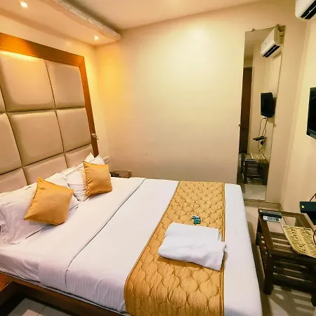 Apex Hotel