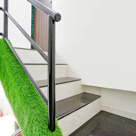 Fabexpress Bhau Residency - Nr International Airport Hotel