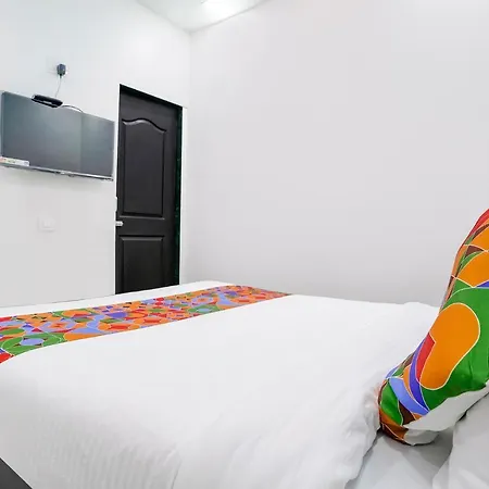 Fabexpress Bhau Residency - Nr International Airport 3* Mumbai
