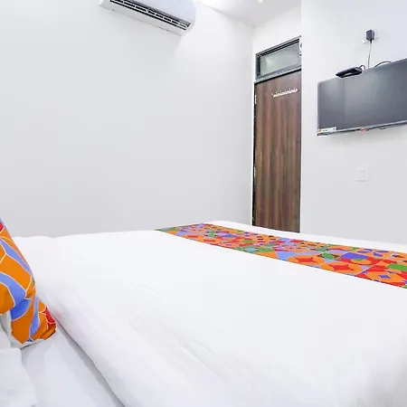 Hotel Fabexpress Bhau Residency - Nr International Airport 3*