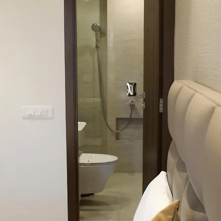 Apartment Maxxvalue Hiranandani Powai