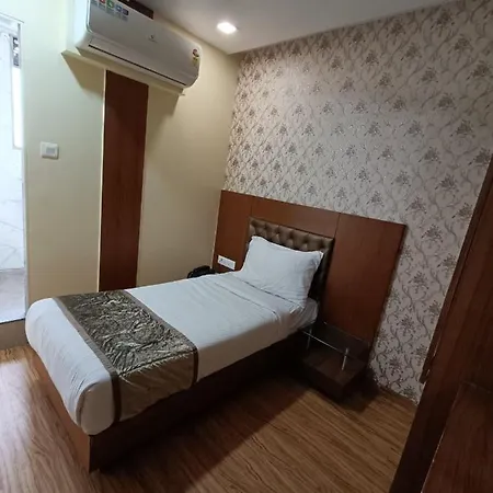 Hotel A Suites 3*