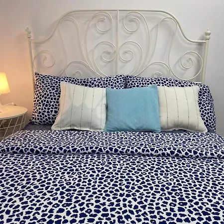 Apartment Serene Oasis Near Bandra Seafront*1 Bed 2 Baths-m2