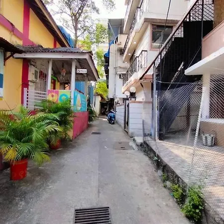 Apartment Serene Oasis Near Bandra Seafront*1 Bed 2 Baths-m2 *