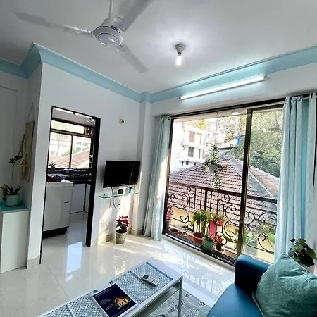 Serene Oasis Near Bandra Seafront*1 Bed 2 Baths-m2 Apartment