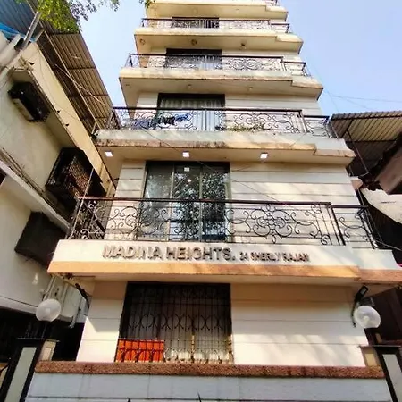 Serene Oasis Near Bandra Seafront*1 Bed 2 Baths-m2 Apartment *