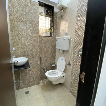 Apartment Serene Oasis Near Bandra Seafront*1 Bed 2 Baths-m2 Mumbai