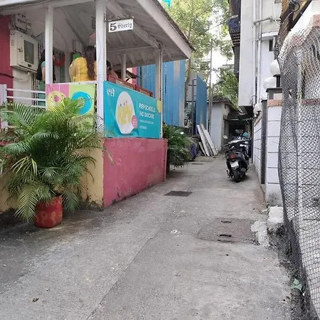 Apartment Serene Oasis Near Bandra Seafront*1 Bed 2 Baths-m2 *