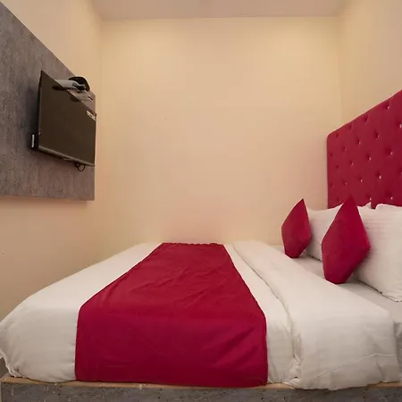 Hotel Priceless Exhibition Centre Goregaon West