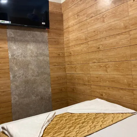 Nityanand Hotel 2*