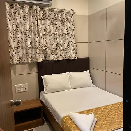 Hotel Nityanand Mumbai