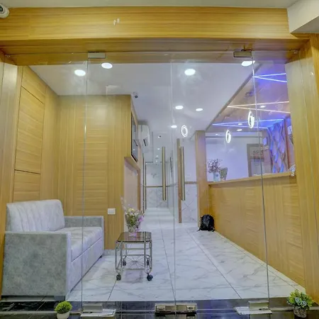 Guest house Arts International 3*