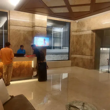 Adiva Residency Beacon, Grant Road, Hotel 3*