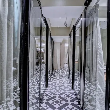 Tokyo Stay,hostel,mumbai Capsule hotel *