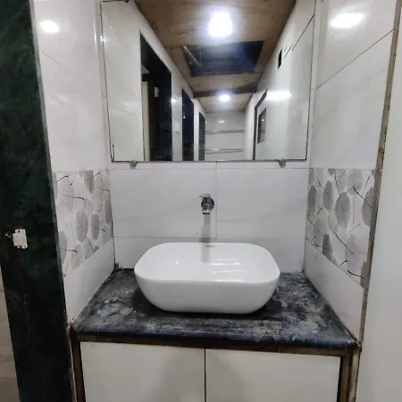 Dormitory Inn Hotel Mumbai