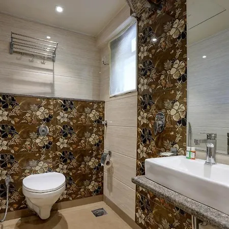 Ozone Colaba Hotel