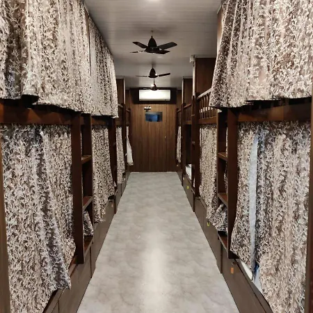 Hotel Dormitory Inn *
