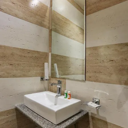 Hotel Ozone Colaba