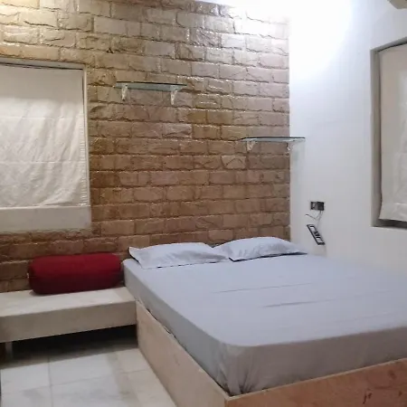 Luxurious 3bhk Bandra Mumbai