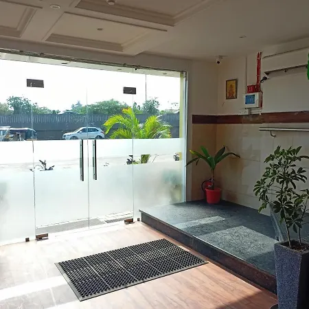 Palms Residency, Chembur Hotel