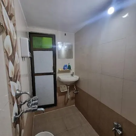 Tranquil - 1bhk - Walk Away From Carter Road * Mumbai