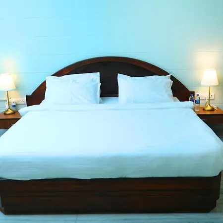 Country & By Turtle - Airport Hotel Mumbai