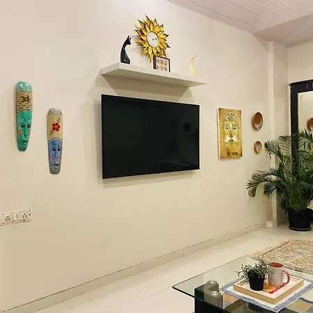 Apartment Serene Oasis: 1 Bhk With Parking In Bandra/khar *