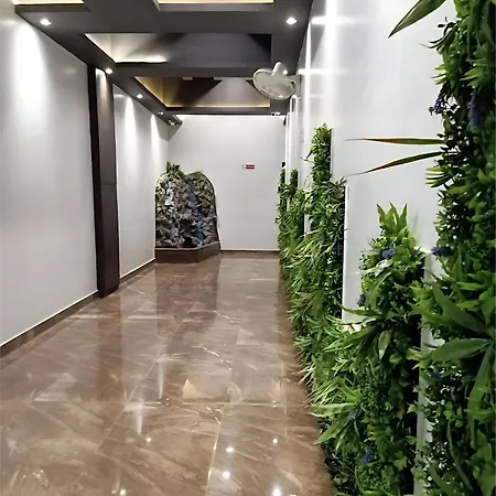 Zara Grand Hotel Mumbai