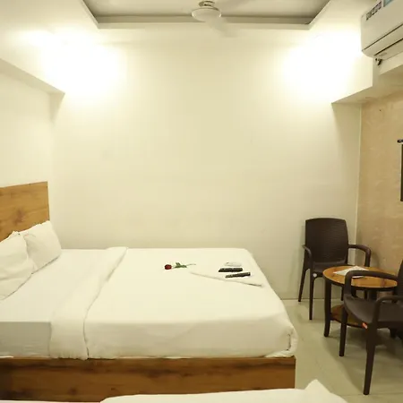 Hotel Shiv Leela Grand Mumbai