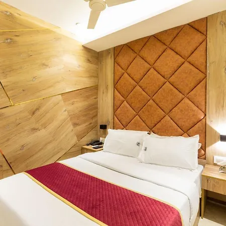 Hotel O Near International Airport
