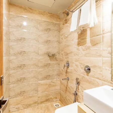 Bed & Breakfast Lotus Grand Near International Airport