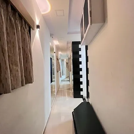 Sai Grand Residency Hotel *