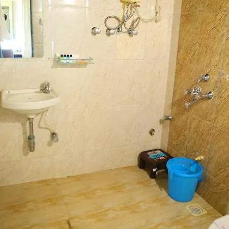 Hotel Country & By Turtle Mumbai