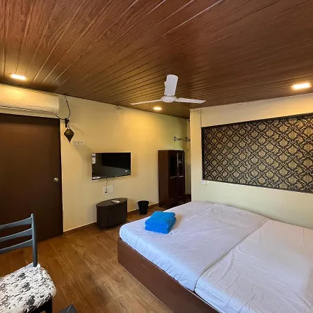 Homestay Rocky