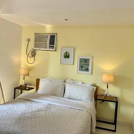 Little Hut 301, 27th Road, Khar West By Connekt Homes Apartment *