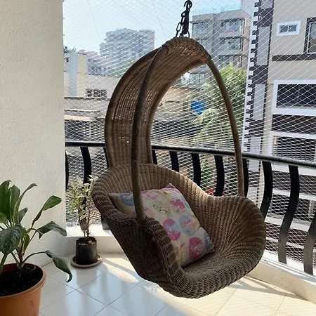 Little Hut 301, 27th Road, Khar West By Connekt Homes Mumbai