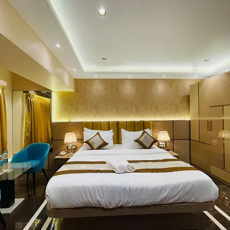 Home2 Renaissance Club Mumbai