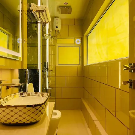 Home2 Renaissance Club Hotel 4*